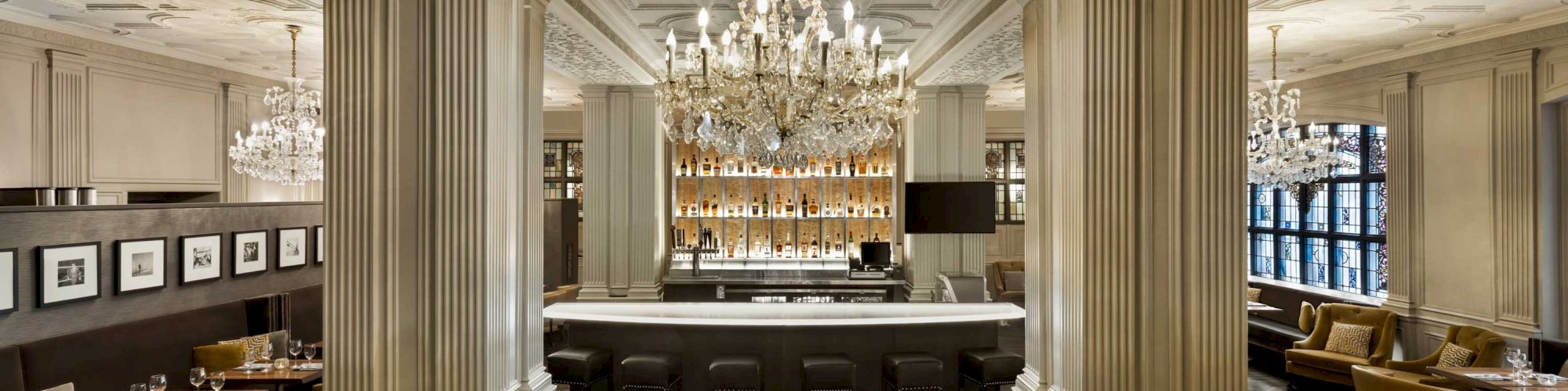 Robie's Restaurant and Lounge at Magnolia Hotel
